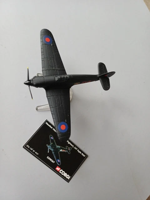 MODÈLE D'AVION DIE-CAST Hawker Hunter T7 Classique 1962 1:100 Atlas
