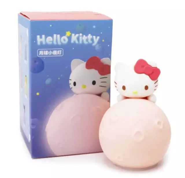 Sanrio Hello Kitty Colour Changing Night Light Desk Lamp 11cm