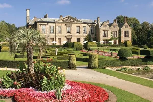 Buyagift Sparkling Tea for Two: Coombe Abbey - Special Treat