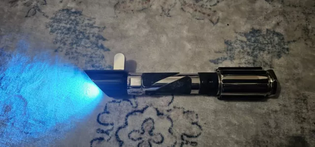 Star Wars Custom Lightsaber Proffie Pixel Installed