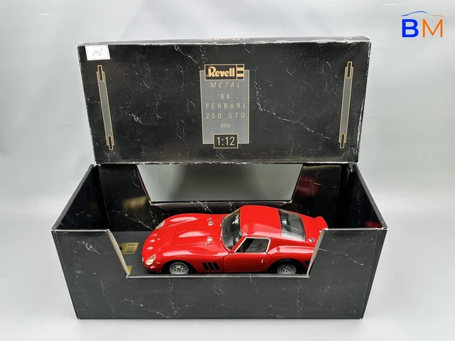 Maquette REVELL Ferrari 275 GTB 1/12 – Pièces Manquantes (Montants Cassés)