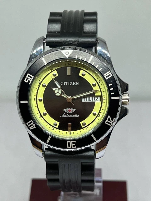Montre Automatique Vintage Citizen - Cadran Carré Vert, Acier, Date, Années 70/80