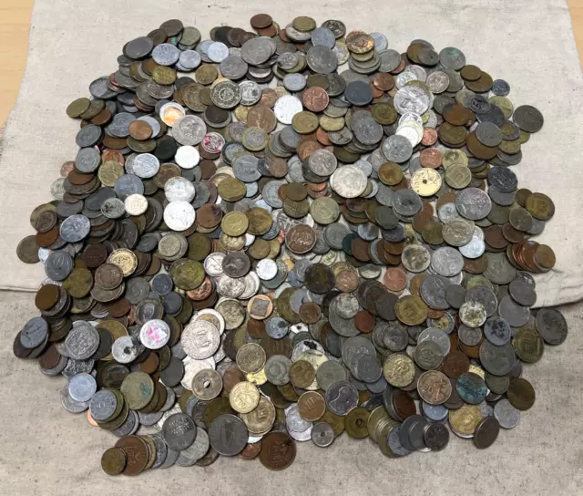 Huge 10 lbs of Damaged & Cull Foreign / World Coins & US tokens WYSIWYG Lot #172