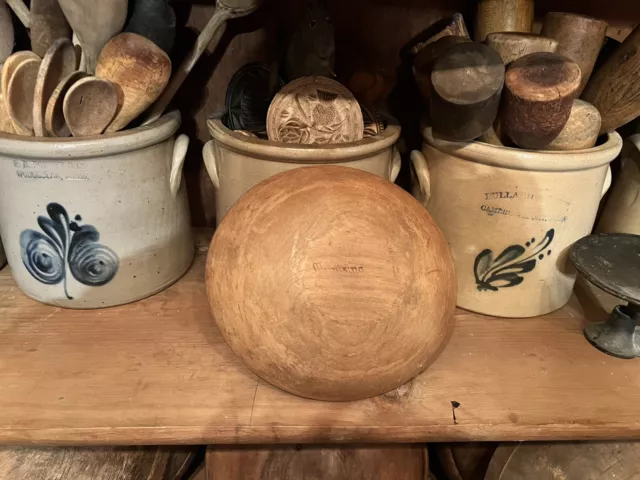 Gorgeous Antique Munsing Wooden Bowl 9.25