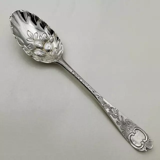BERRY SPOON STERLING SILVER GEORGE III London 1777 - Later Decoration