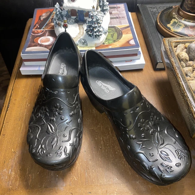 DANSKO Pixie Molded Nursing Clog Shoes-Floral Embossed Rubber-Black-EU36/US5.5-6