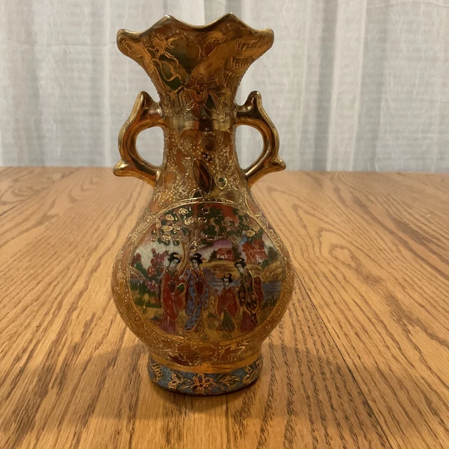 ANTIQUE JAPANESE SMALL Satsuma Moriage Pottery 6” Bud Vase Gilded