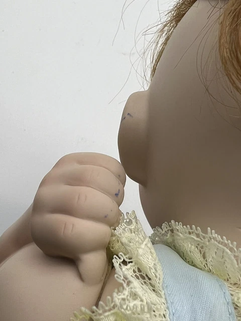 THE ASHTON DRAKE GALLERIES - GOOD AS GOLD PORCELAIN DOLL TC 4871 Signed 12