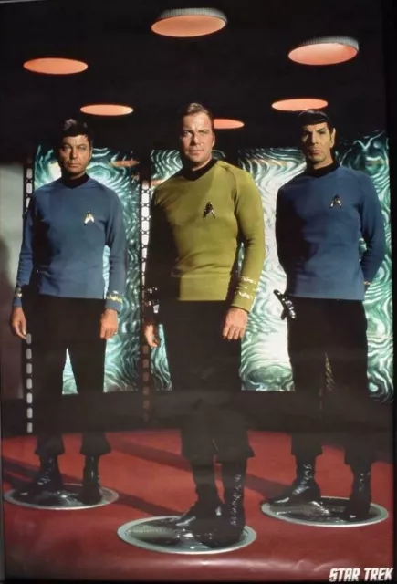 Star Trek Classic TV Series McCoy, Kirk & Spock in Transporter Poster 2000, NEW