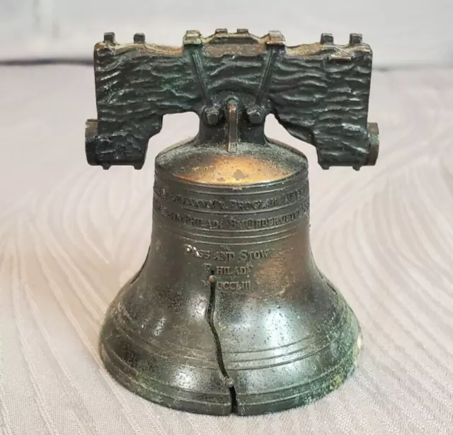 Commemorative Replica of the Philadelphia Liberty Bell