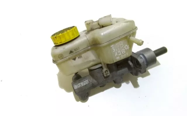 Skoda Fabia Mk1 (6Y) 2004 Brake master cylinder Petrol 40kW RTX40937