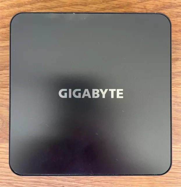 GIGABYTE BRIX BRi7H-10710 Intel Core i7 Mini-PC, 8 GB RAM, 500 GB SSD