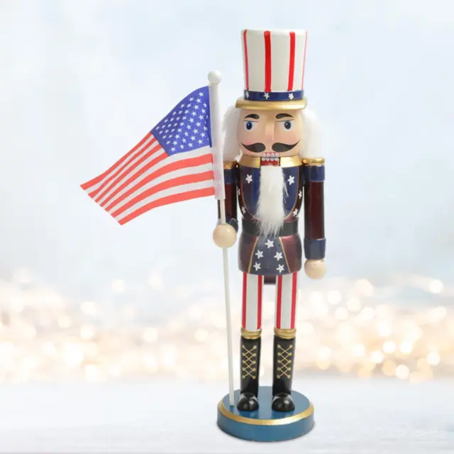 Weihnachtliche Nussknacker Figur mit Amerikanischer Flagge für Zuhause