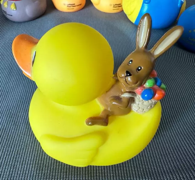 Lufthansa First Class Terminal Funny Holidays Easter Bunny Duck   -  rare