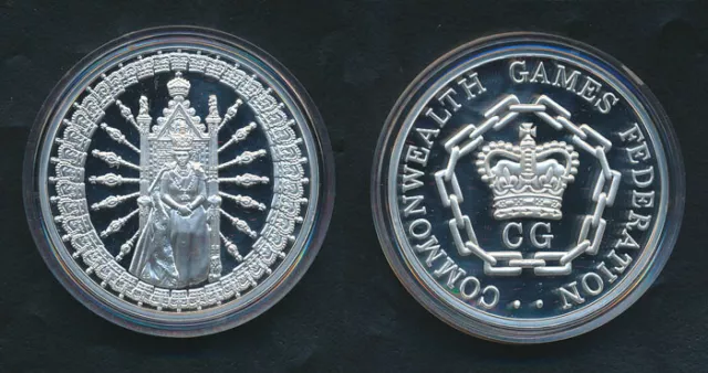 Australia: 1992 Queen Elizabeth II QEII Commonwealth Games 50.44g Silver Medal