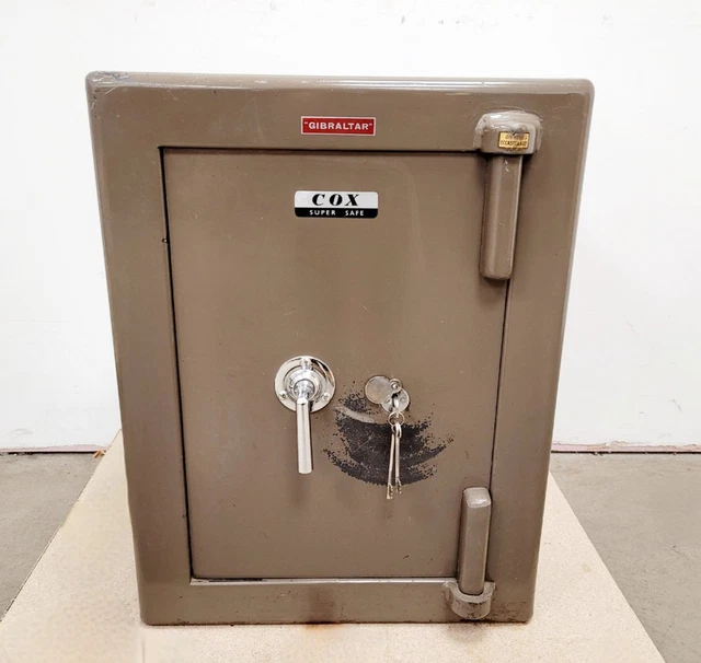 Cox &quot;Gibraltar&quot; Super Bank Safe with Keys