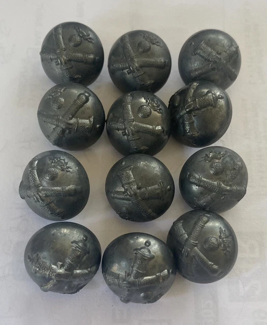 Lot De 380 Boutons Anciens Paris Mode - Haute Nouveauté - Collection Couture