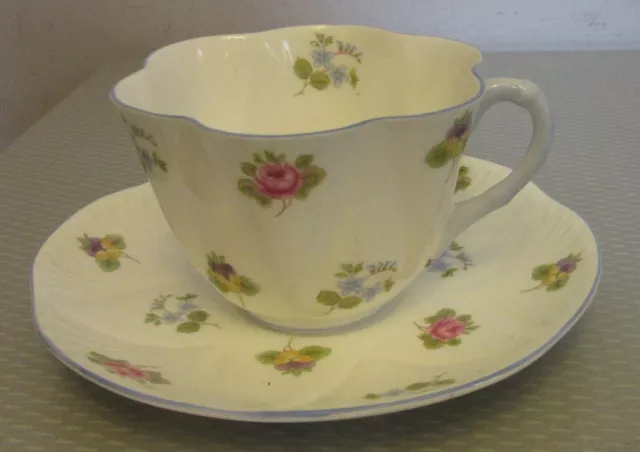 Shelley Dainty Teacup & Saucer Fine Bone China multifloral blue bonnet pink rose