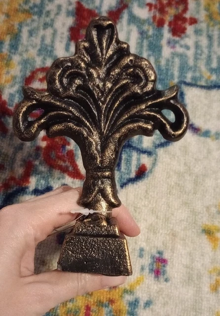 Cast Iron Door Stop Fleur De Lis