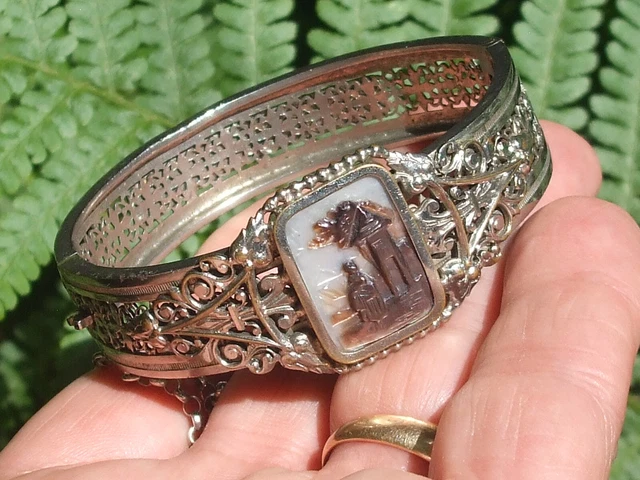 Bracelet En Or Et Email. Milieu Du XIXème SiÈcle