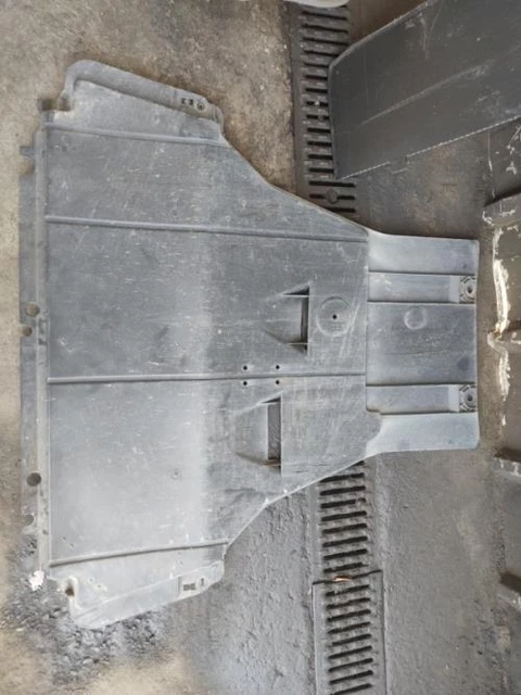 Cache Moteur Renault Megane 3 2008 main image 1