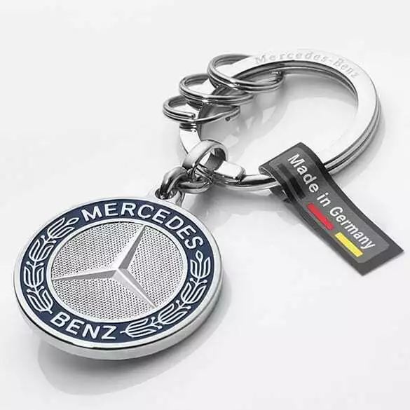 Mercedes-Benz Schlüsselanhänger Sofia silber Metal 3D-Stern-Logo