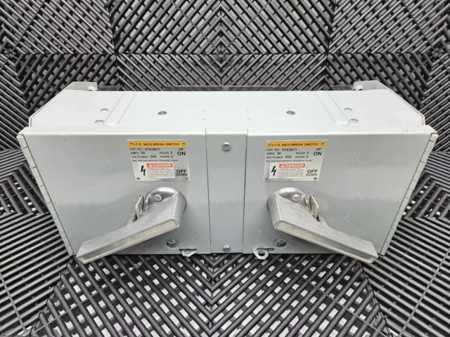 Siemens I-T-E V7E3611 Boulonné Vacu-Break Thermocollant Interrupteur 600V/30A/