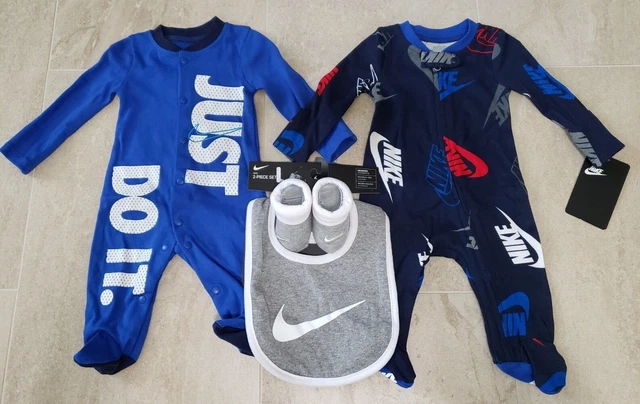 Nike Baby Boy Newborn 0-3/0-6 Month Coverall Footed Pajama One Piece Bib Booties
