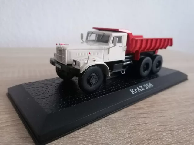 DDR Modell  KrAZ 256, LKW, 1:43 ATLAS