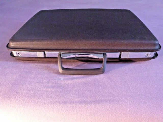 Ancienne mallette de médecin des années 80/90 en cuir avec