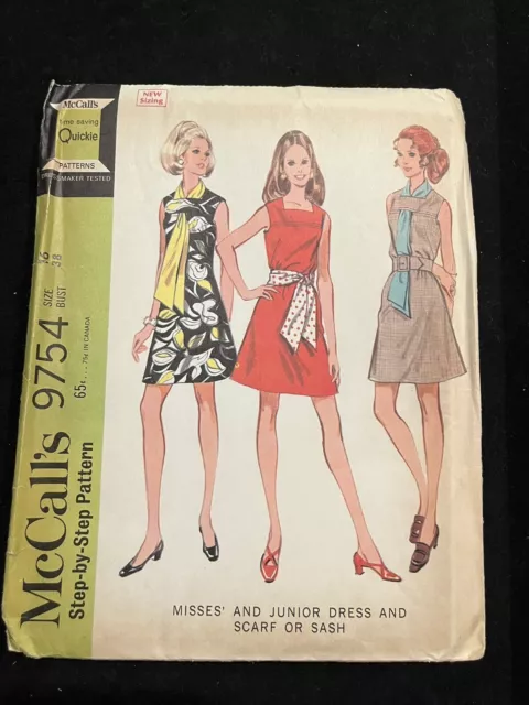 Vintage McCall’s Sewing Pattern 1970’s #9754 Misses Size 16 CUT