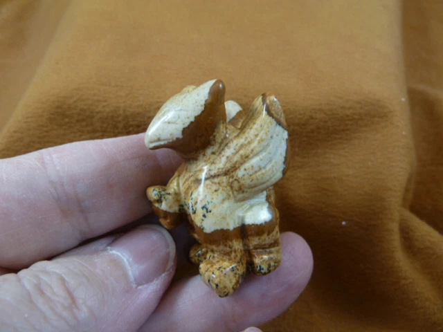 (Y-GRI-572) Picture jasper GRIFFIN gryphon gemstone figurine statue Eagle Lion