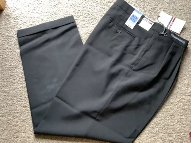 Bnwt Mens M&S Trousers  Size 40 W / 29 L. Crease Resistant