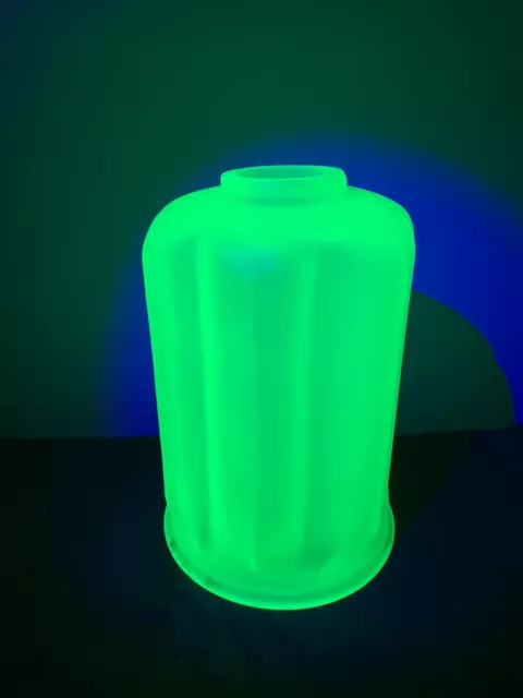 Uranium Glass Motion Lamp Shade