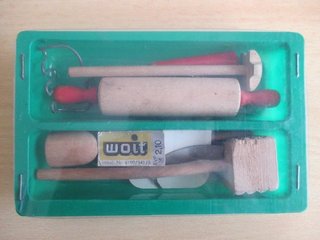 DDR, orig. Puppenstuben-Küchenset, vorw. Holz, Woit, OVP, Etikett, 50er Jahre !!