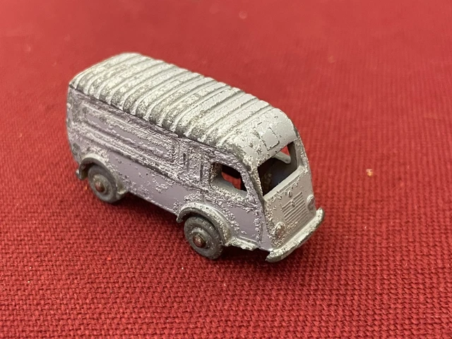 CIJ 3.82 boîte repro renault camion pelle europarc