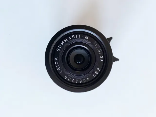 Leica Summarit M 35mm f/2.5