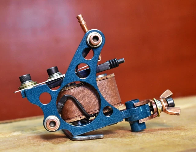 Handmade tattoo machine medium liner 5-14rs, Running 140-145 Hz @ 4.5 V Unloaded