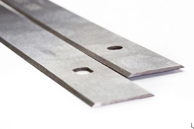 Fers De Rabot Réversible Au Carbure Jetable Pour Machines Portatives (lot De 2 Pcs) - 82 X 5.5 X 1.1 | Outillage 2000