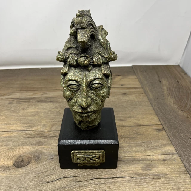 RARE CABEZA DE Palenque statue, head on plinth, King Pacal, Mexico 101