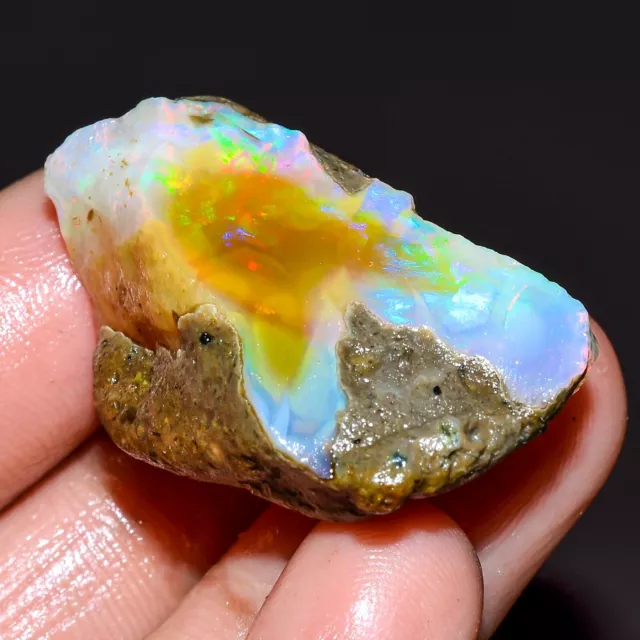 Opal rough Welo Feu Noir Brut ethiopian Cristal Pierre Précieuse 37 CT