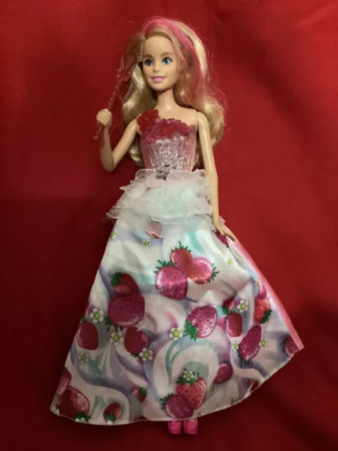 Mattel Barbie Dreamtopia Sweetville Princess 2013 Light Up Singing Doll