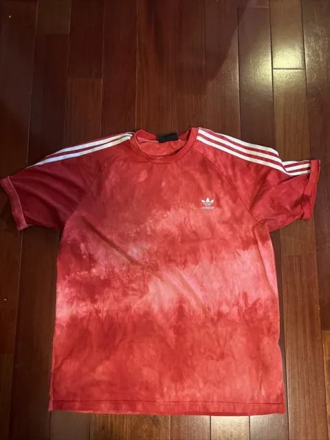 CAMISA ADIDAS ORIGINALES X PHARRELL WILLIAMS Hu Human Race Roja Tie-Dye Para Hombre XL