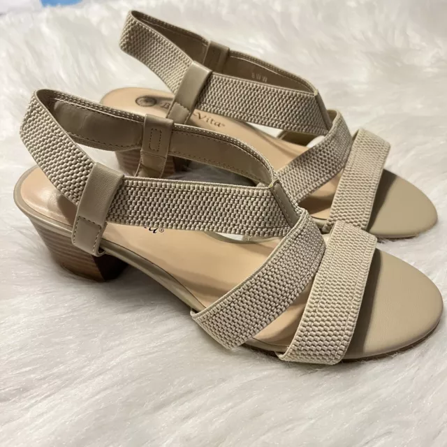 Bella Vita Slingback Strappy Sandals Stacked block heel Women’s 8 WW Beige