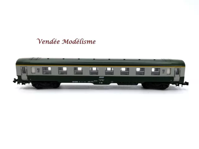 LIMA VOITURE VOYAGEURS 1ière classe INOX 9113 NEUF (n°1) EUR 25,00 - ES