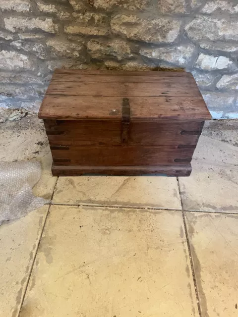 Old Antique Pine Chest, Vintage Wooden Storage Trunk, Blanket Box, Coffee Table.