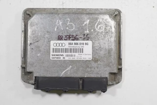 VW GOLF 4 Bora 2.0i Engine Control Motor Unit Injection ECU