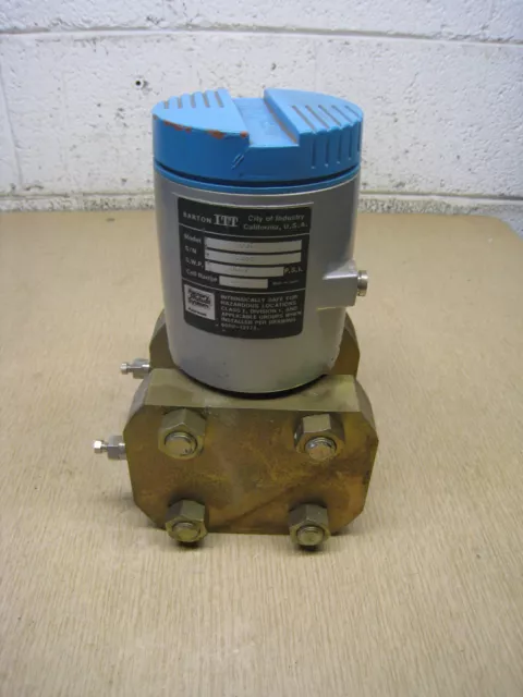 USED ITT Barton 6001 Pressure Transmitter 2000PSI  FREE SHIPPING