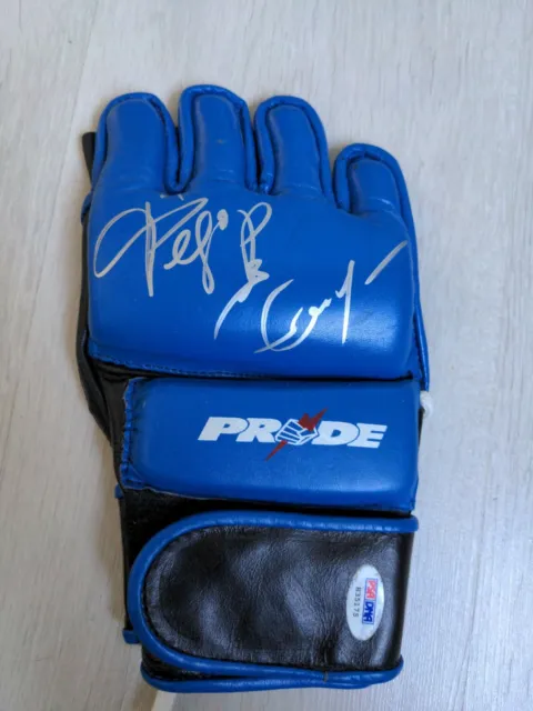 Fedor Emelianenko Signed Pride Glove PSA Cert