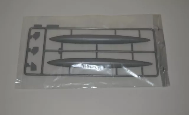 Trumpeter A-7E Corsair Ii 02231 ⭐Parts⭐ Sprue J2-External Wing Tank 1/32